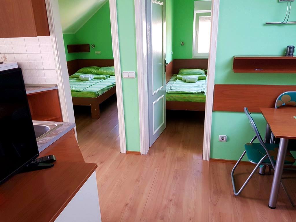 Apartmani Komazec